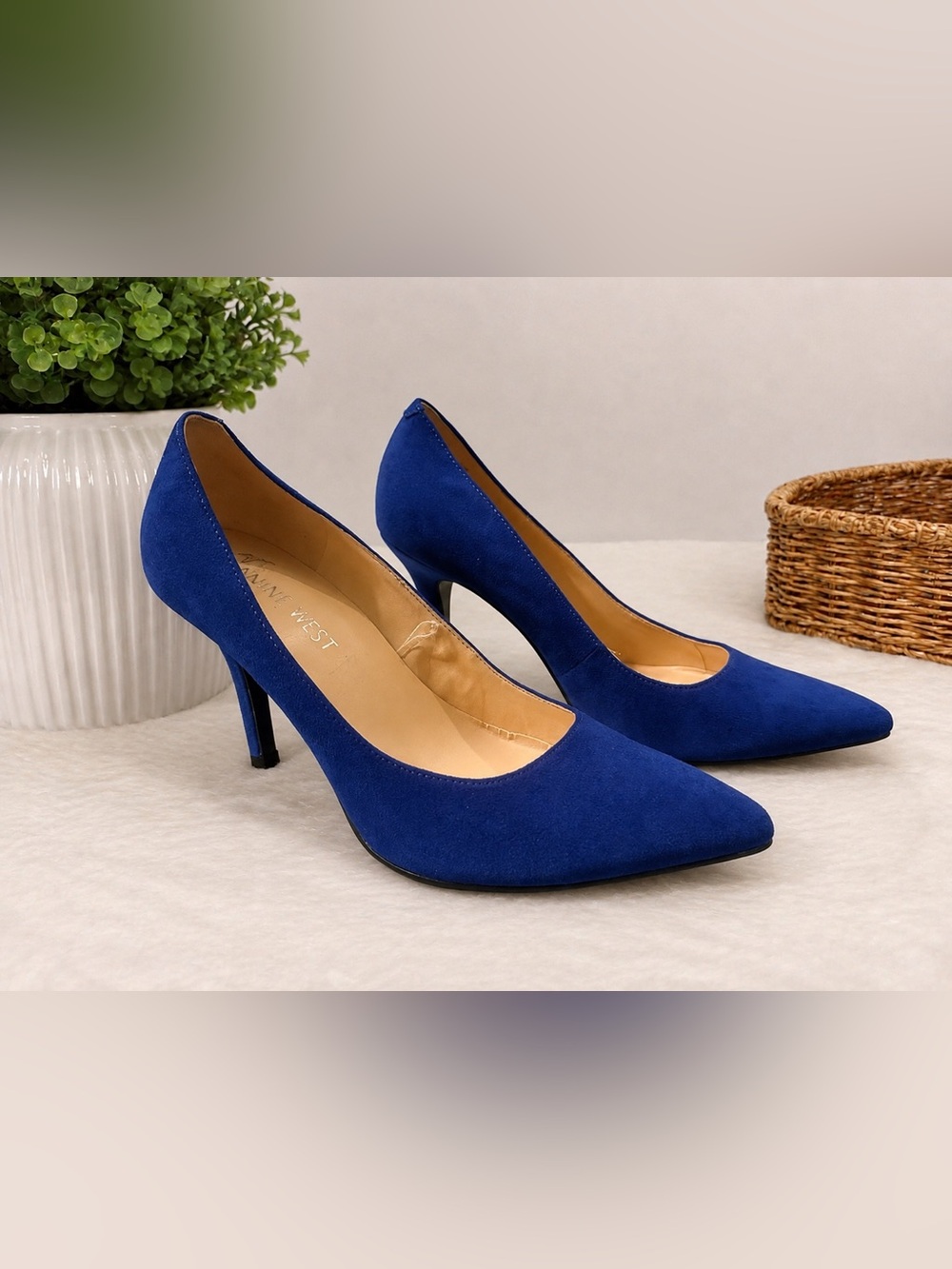 Nine West Blue Suede Pointed Toe Pumps Heels Women’s Size 6.5